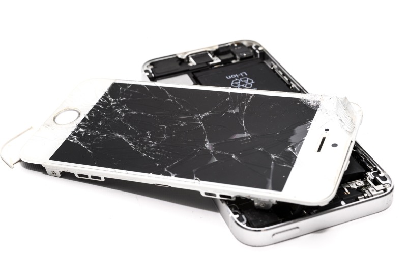 broken iPhone screen repair:
